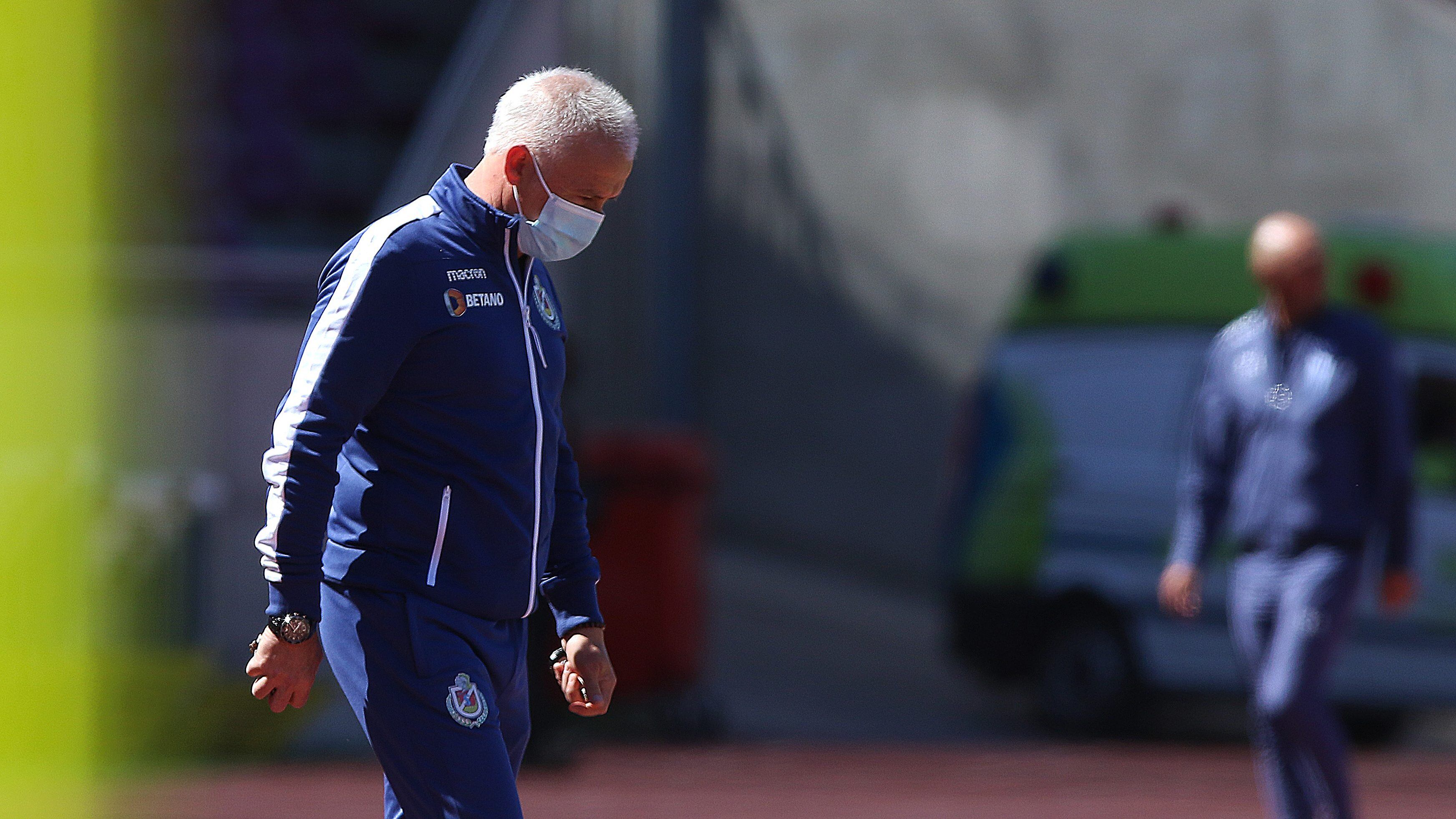 Ivo Basay dejó de ser el entrenador de Deportes La Serena