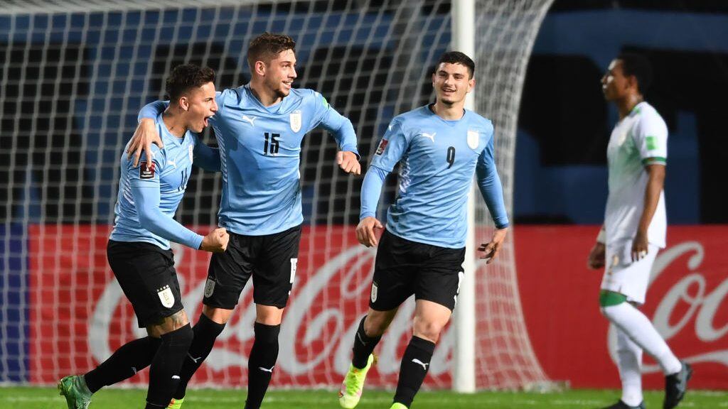 Uruguay goleó a Bolivia y se mete en zona de clasificación a Qatar 2022