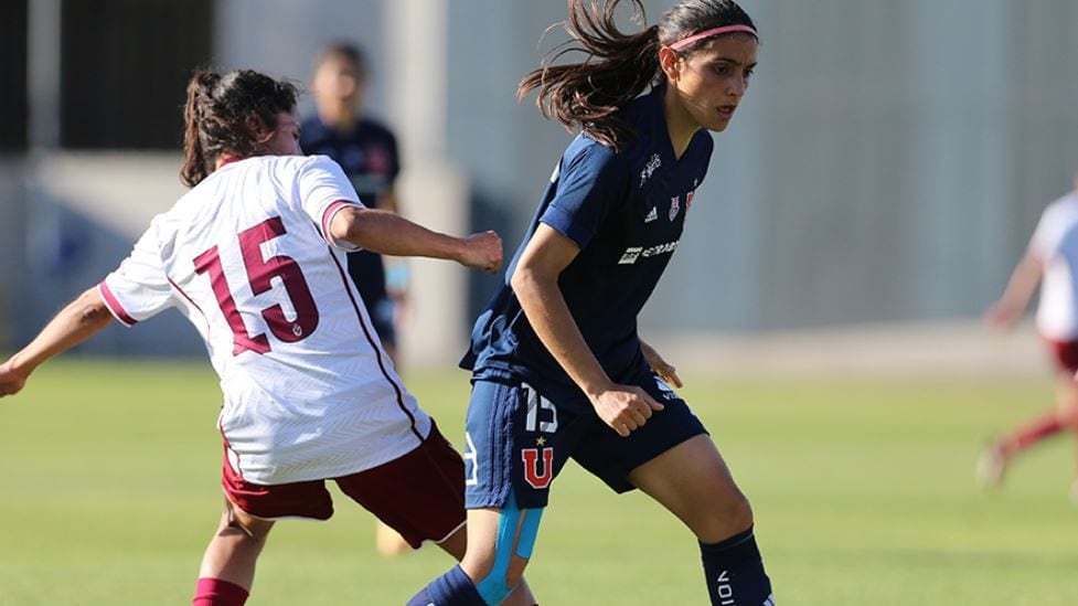 Daniela Zamora oficializa su regreso a Universidad de Chile