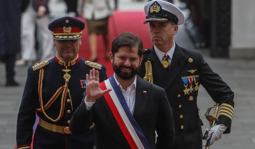 Presidente Boric este lunes 18 en La Moneda