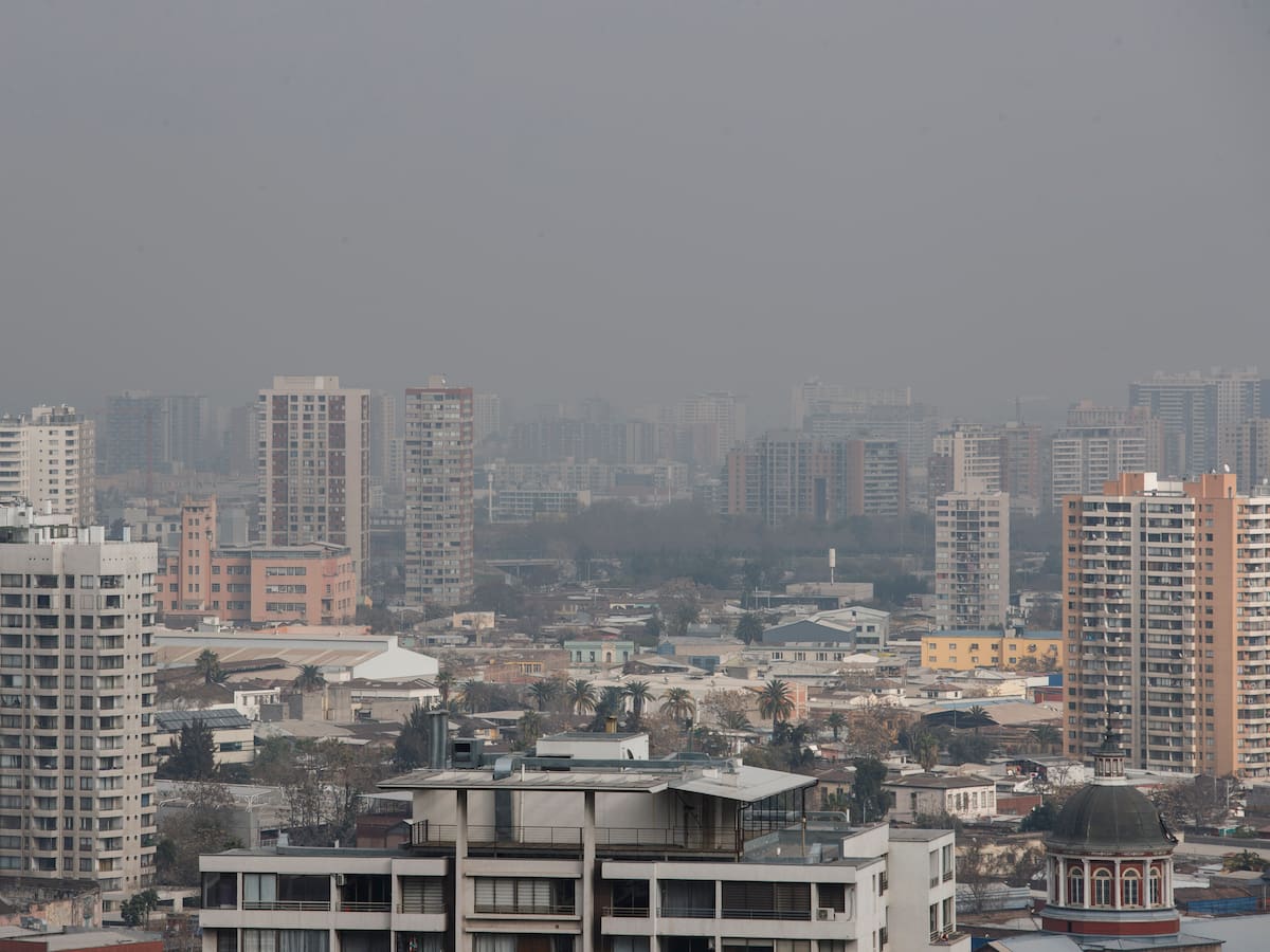 Santiago bajo Alerta Ambiental por segundo día consecutivo: estas son las restricciones para hoy miércoles 3 de junio