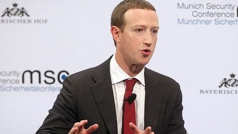 Mark Zuckerberg en Time en la peor semana para Facebook