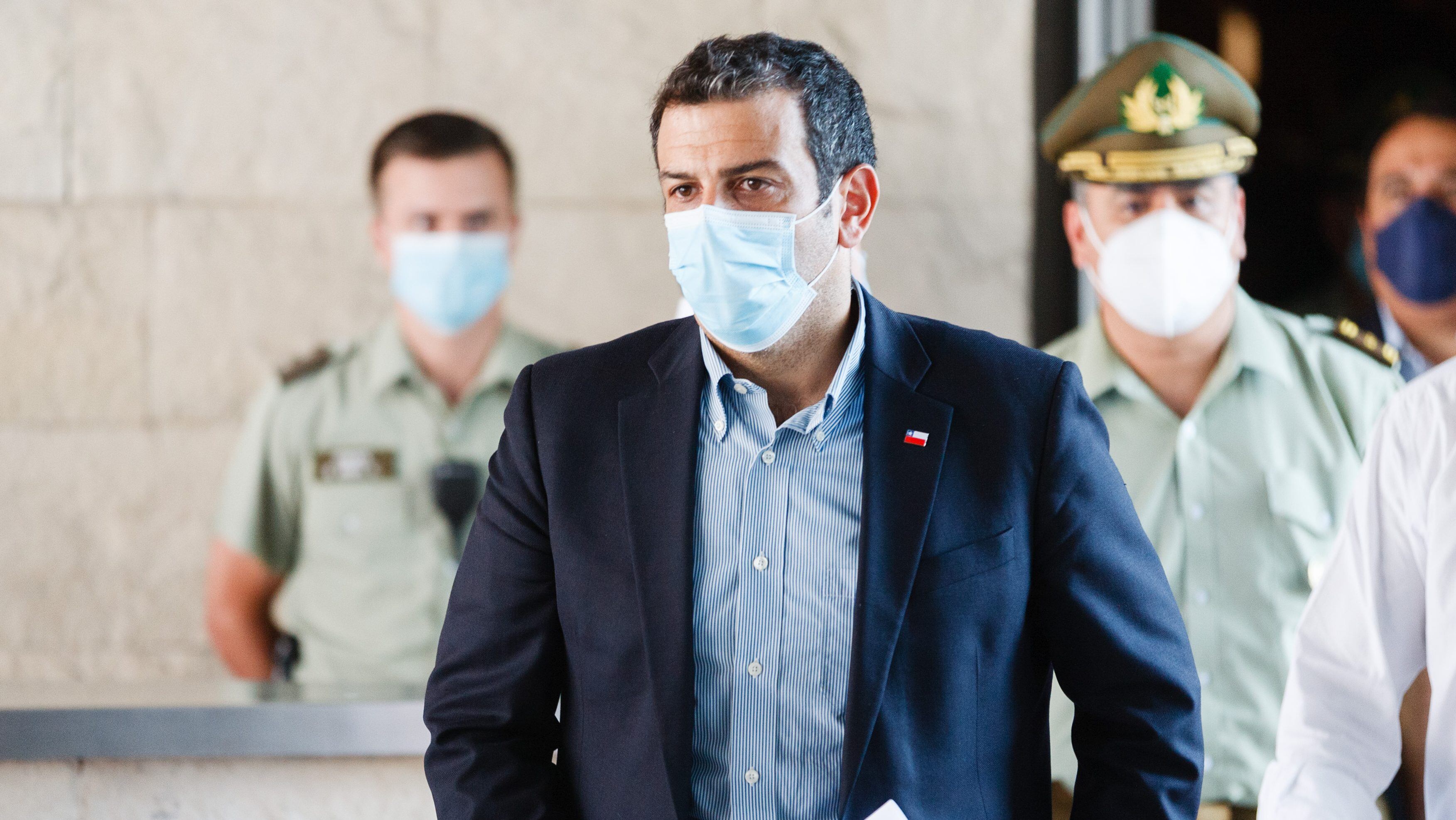 12 DE FEBRERO 2022/ANTOFAGASTARodrigo Delgado, Ministro del Interior y Seguridad Pública, se dirige a dar una rueda de prensa debido al paro de camioneros realizado producto del homicidio del joven camionero Bairon Castillo a manos de inmigrantes a las afueras de la ciudad.
FOTO: ALEJANDRO LEIVA/ AGENCIAUNO