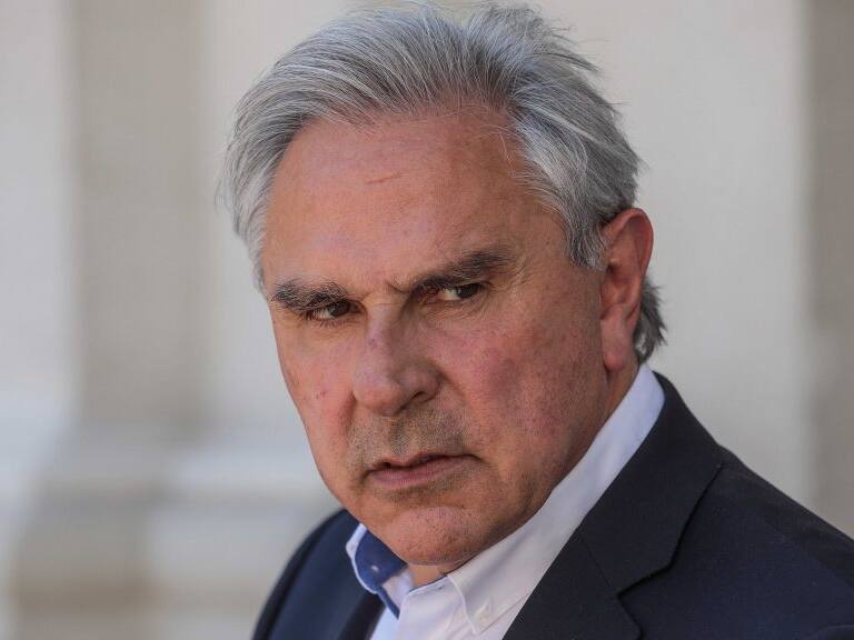 21 de noviembre del 2021/SANTIAGOEl senador Iván Moreira, se retira del Palacio de La Moneda, tras sostener una reunión con el presidente de la República.
FOTO: SEBASTIAN BELTRAN GAETE/AGENCIAUNO