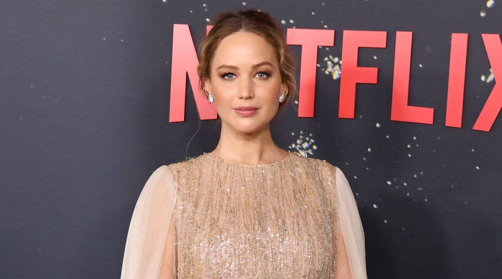 Embarazadísima: Jennifer Lawrence luce su enorme panza en alfombra roja | Getty Images