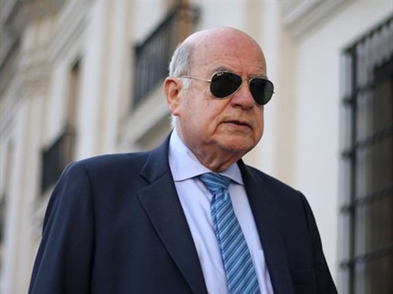 Insulza por dichos de Boric: No pondría en el mismo saco a China por ser socio comercial