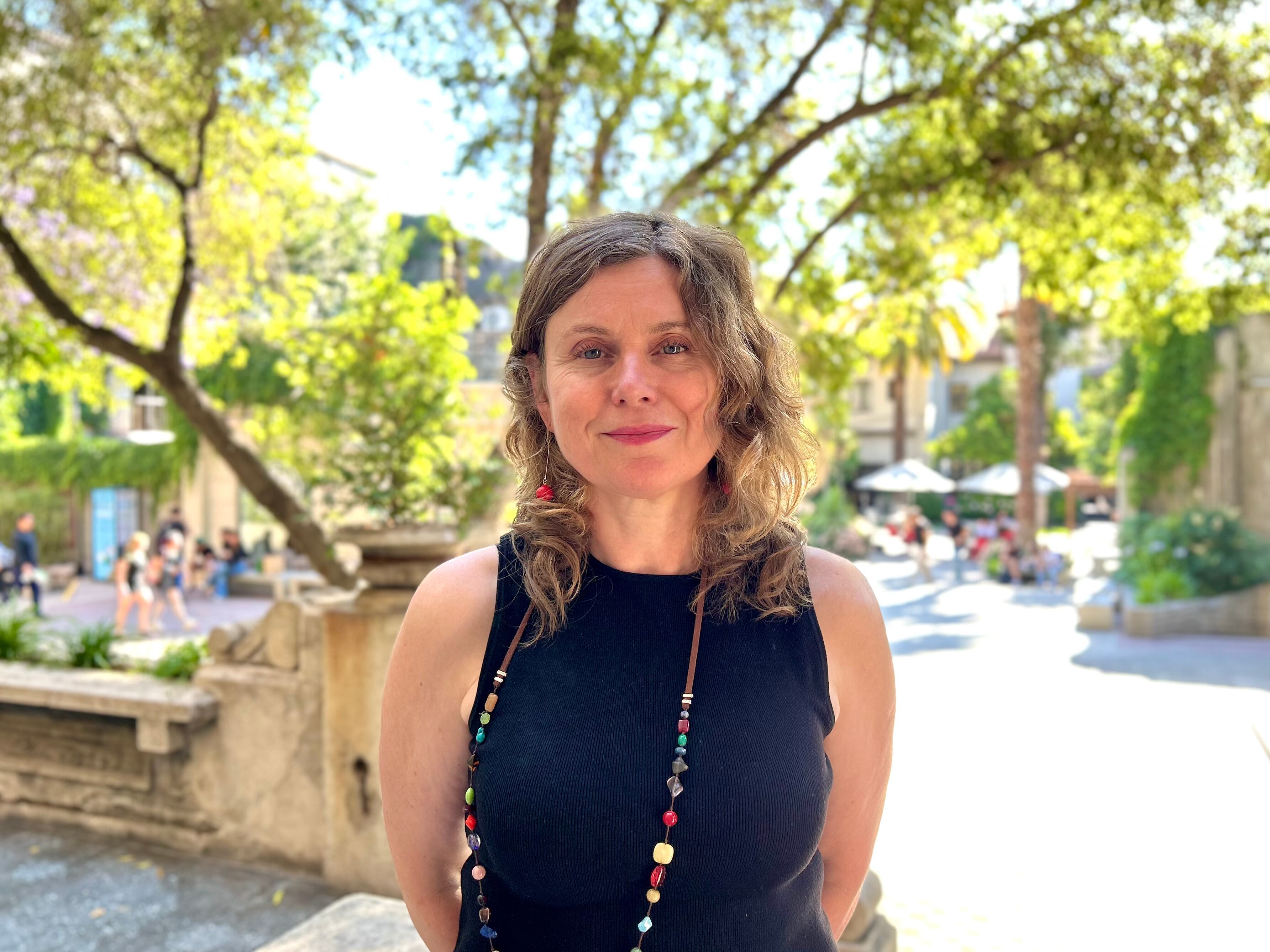 ADN | María Teresa Rojas, directora de la Dirección de Género, Diversidad y Equidad de la Universidad Alberto Hurtado