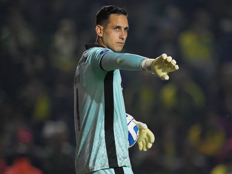 El “tapado” que analizó la directiva de Colo Colo para sumar nuevo arquero