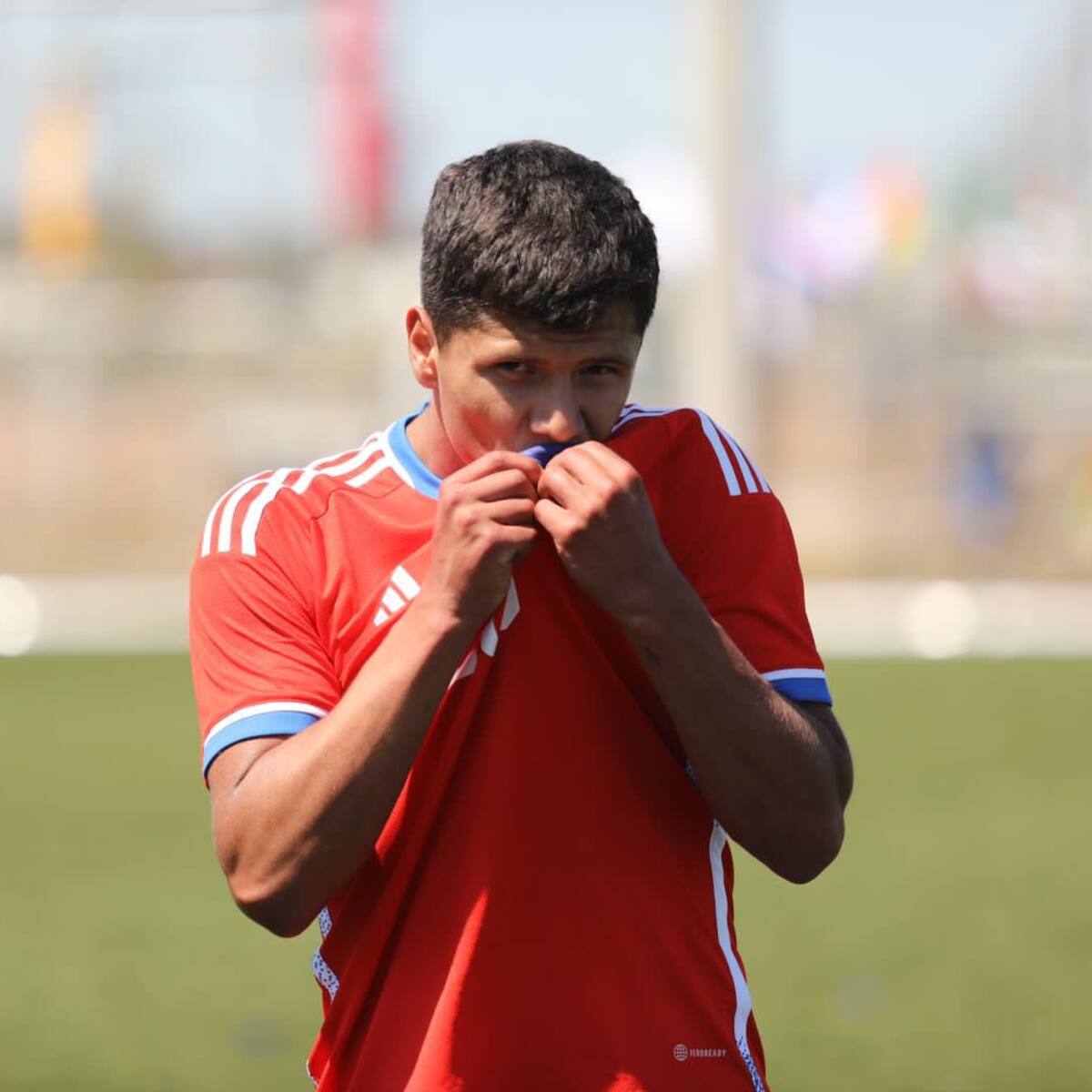 Sorpresa en el fútbol chileno: ex seleccionado nacional se retiraría de la actividad a sus 21 años