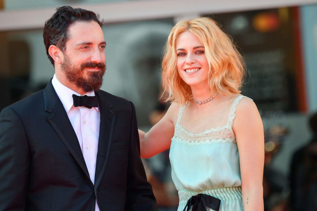 Pablo Larraín y Kristen Stewart en el Festival de Venecia. Foto: Getty Images
