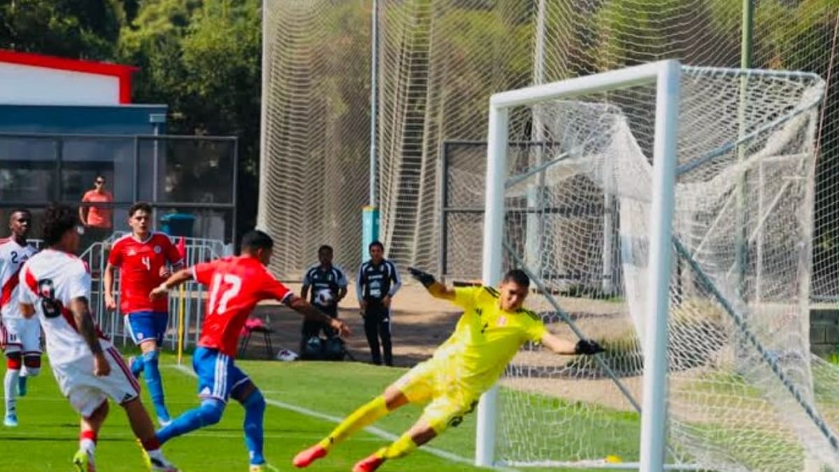 La selección chilena sub 20 sufre amargo empate ante Perú