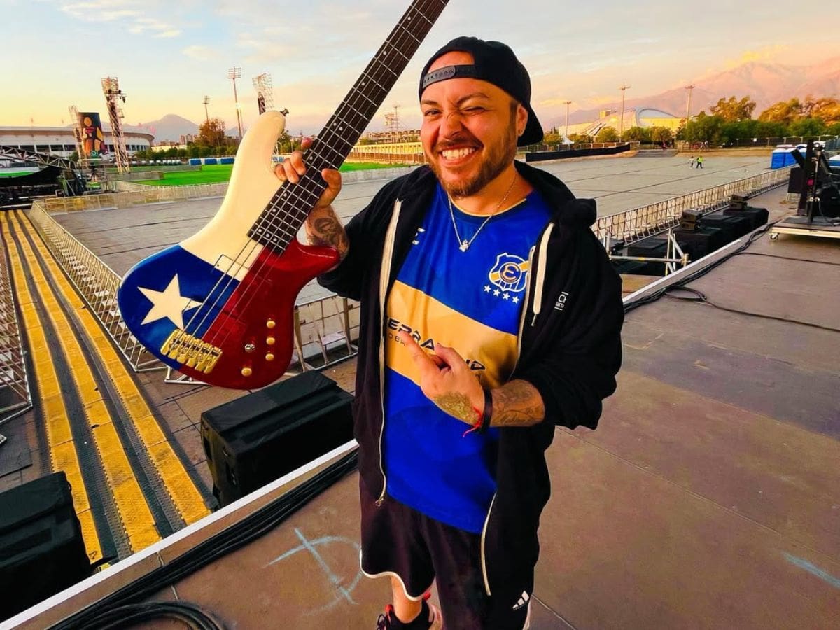 “Hoy se juega de local”: Ra Díaz sorprende en la previa del concierto de Korn en Chile