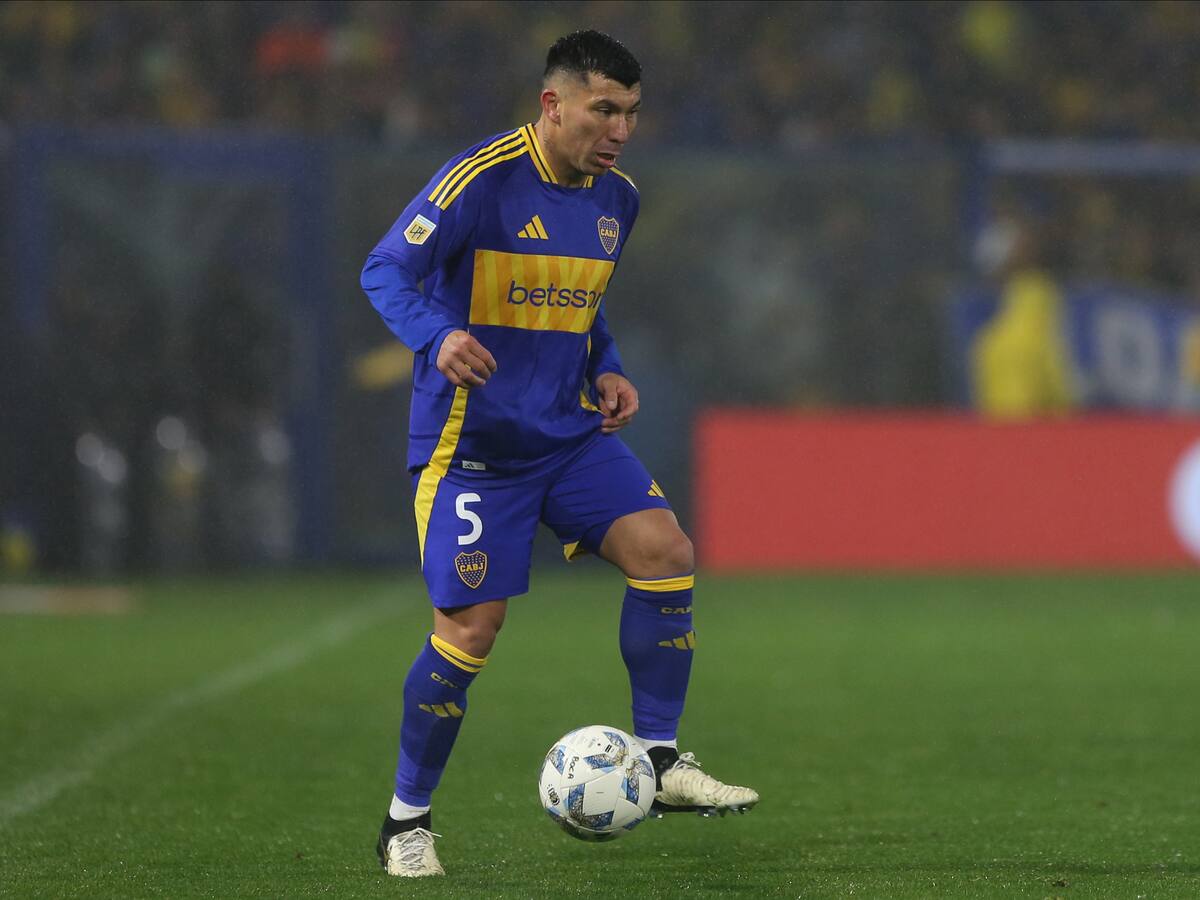 Otro revés de Fernando Gago a Gary Medel: volvió a quedar fuera de la citación en Boca Juniors