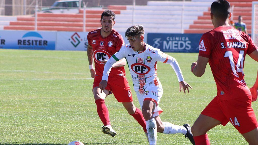 05 DE JUNIO DE 2021/EL SALVADORPartido valido por el Campeonato Nacional AFP PlanVital 2021, entre Cobresal y Union La Calera, disputado en el Estadio El Cobre de El Salvador.
FOTO: ALEX CASTILLO/AGENCIAUNO