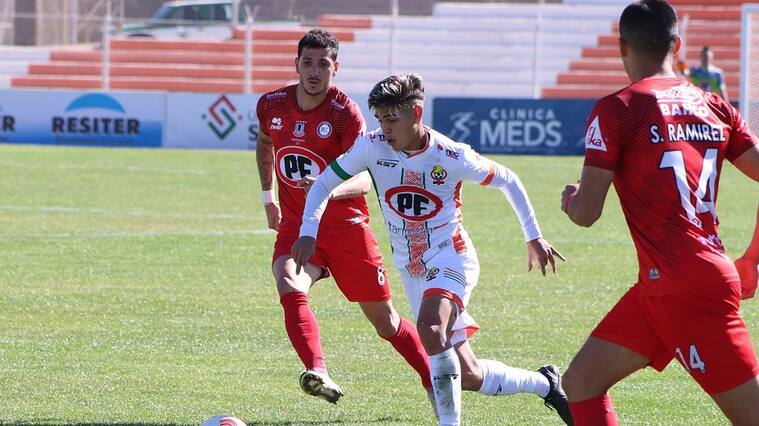 05 DE JUNIO DE 2021/EL SALVADORPartido valido por el Campeonato Nacional AFP PlanVital 2021, entre Cobresal y Union La Calera, disputado en el Estadio El Cobre de El Salvador.
FOTO: ALEX CASTILLO/AGENCIAUNO