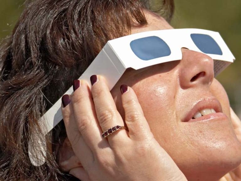 Lentes para eclipse solar