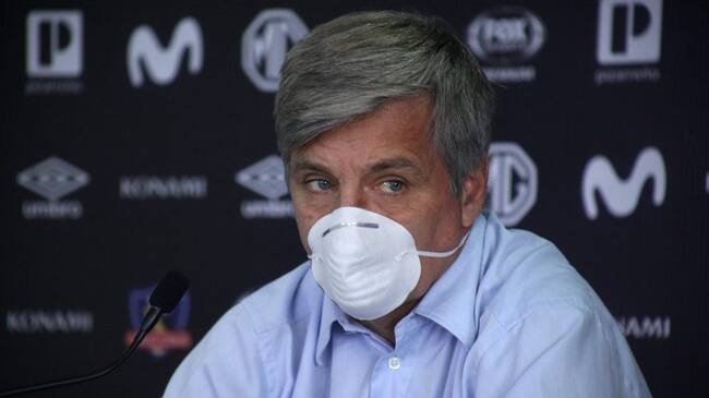 22 DE ABRIL 2020 / SANTIAGO
Conferencia de prensa del directorio de Blanco y Negro con respecto a las problematicas que ha causado la pandemia del Coronavirus, afestando economicamente a este por ende acudiran a la Ley de protección del empleo. (En la imagen, Harold Mayne-Nicholls), en el Monumental, ubicado en la comuna de Macul, Santiago.
FOTO: AILEN DIAZ/AGENCIAUNO