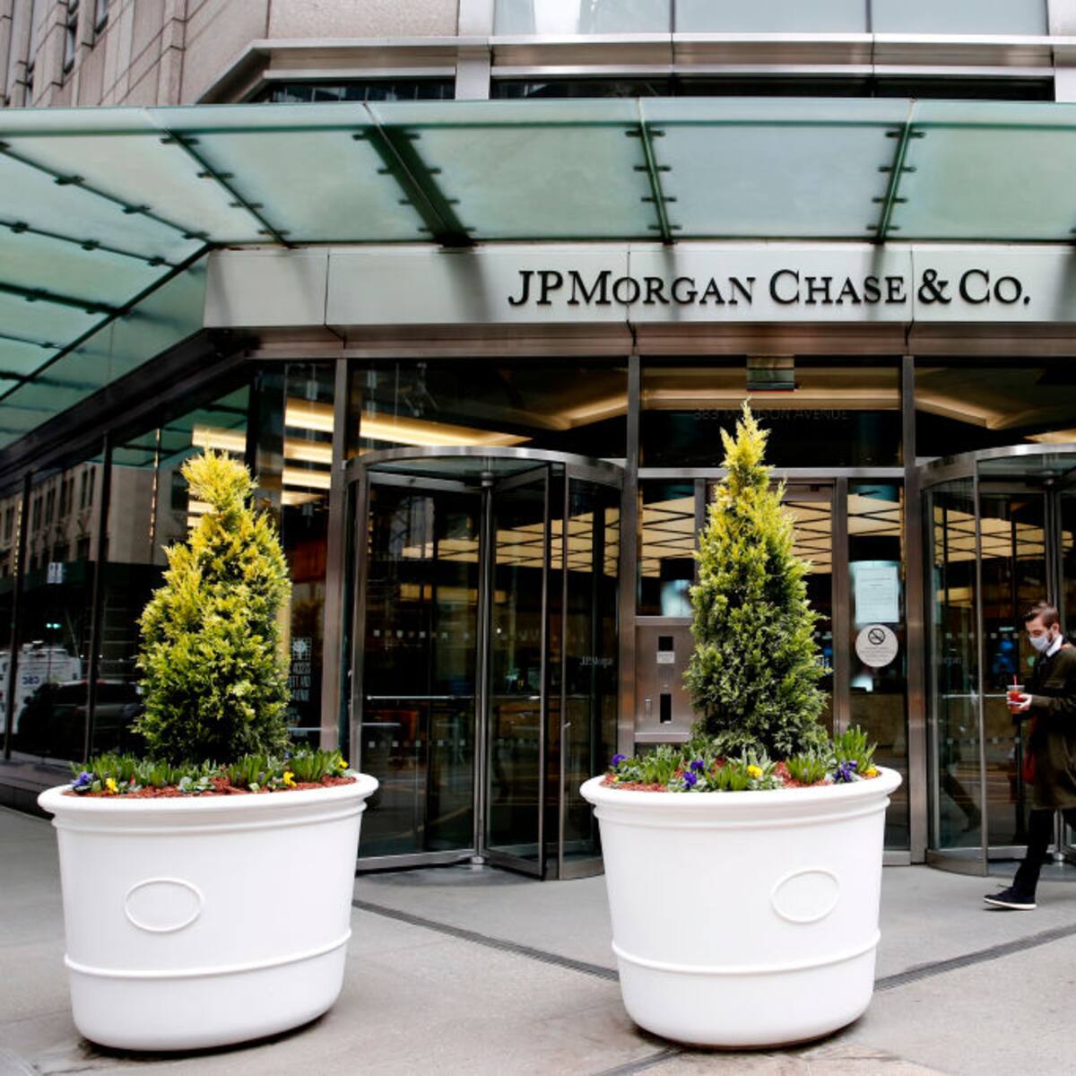 JP Morgan advierte que Ley de Reconstrucción de Kast descansa sobre una premisa “atractiva, pero incierta”