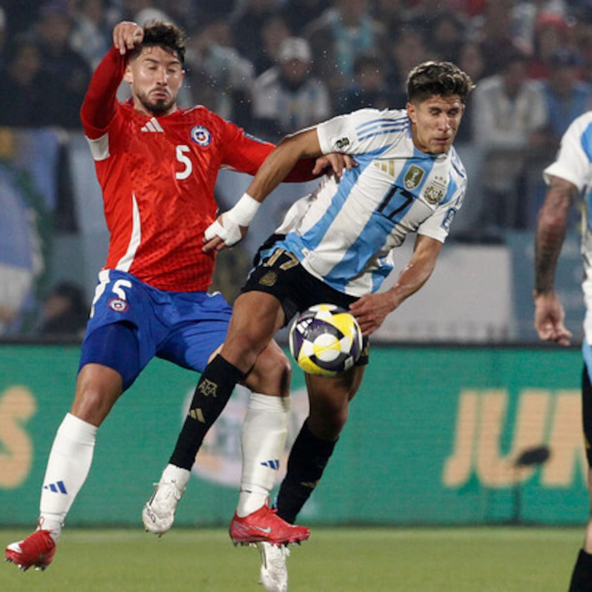 Con gran tristeza, Felipe Loyola asegura que Chile pudo hacer mucho más ante Argentina: “Los hicimos ver mal todo el segundo tiempo”