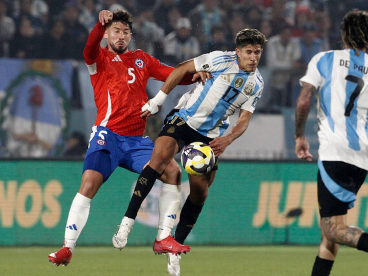 Con gran tristeza, Felipe Loyola asegura que Chile pudo hacer mucho más ante Argentina: “Los hicimos ver mal todo el segundo tiempo”