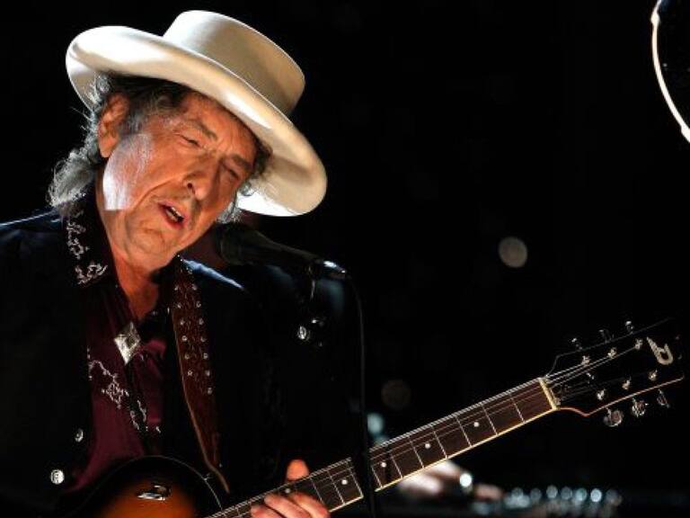 Bob Dylan en la mira: mujer lo acusó de agredirla sexualmente cuando tenía 12 años