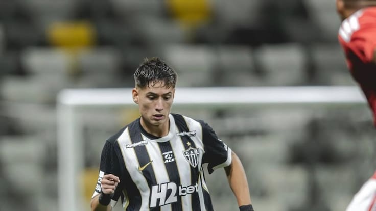 “Yo quería seguir...”: la agridulce situación que vivió Iván Román en el fútbol brasileño