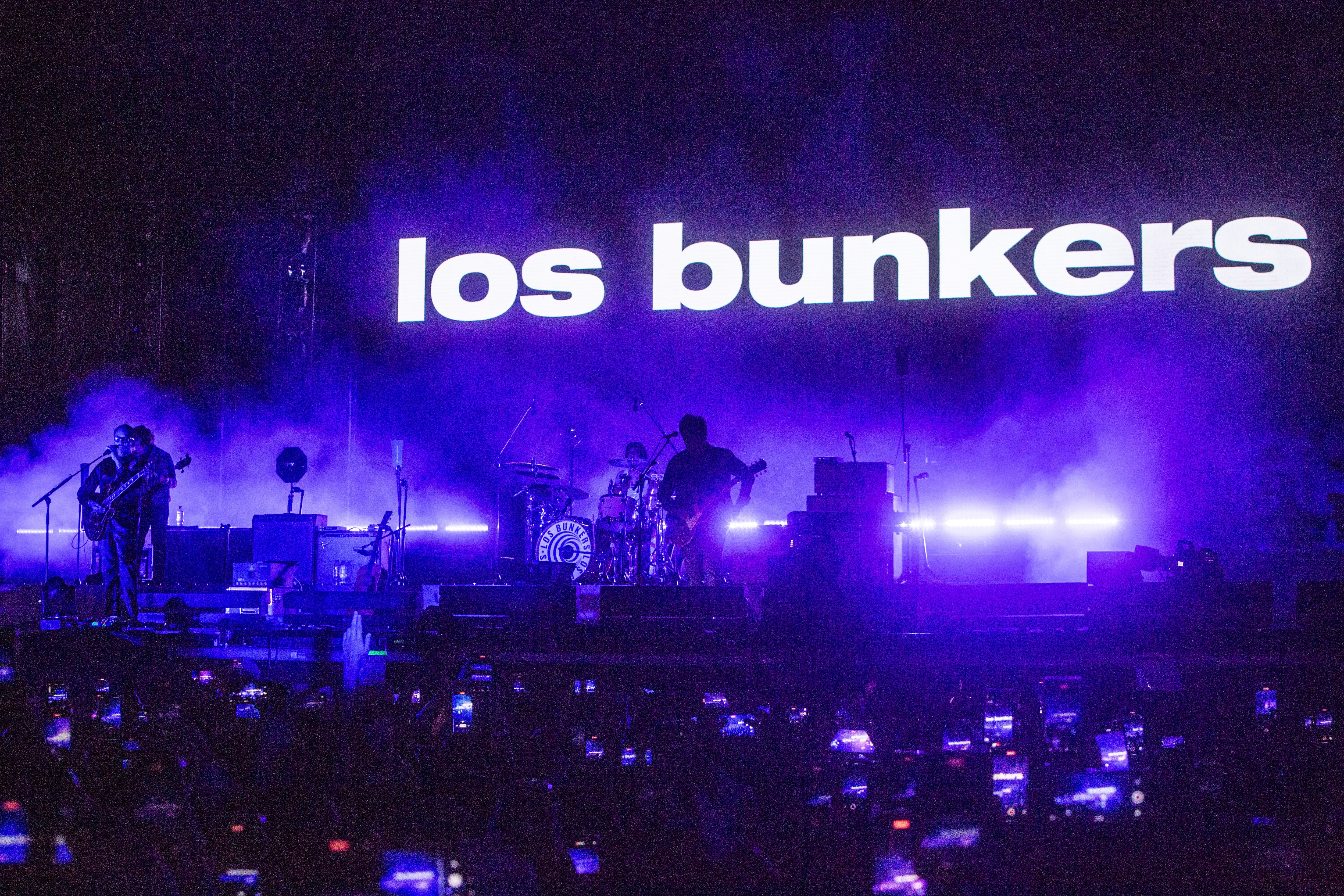 27 DE ABRIL 2024 / SANTIAGO
Concierto de la popular banda Penquista Los Bunkers, en su primer dia de presentación en el Estadio Nacional.
FOTO: LUKAS SOLIS / AGENCIAUNO