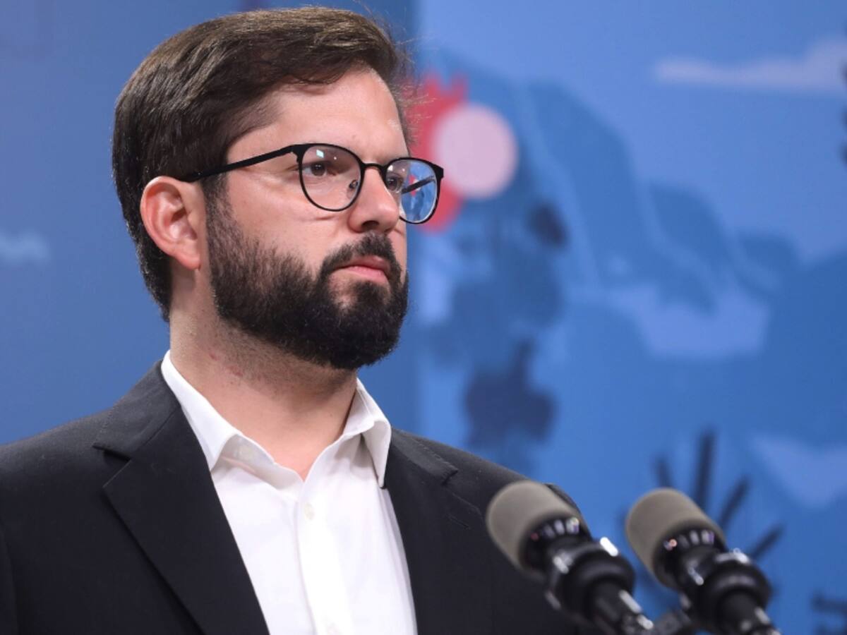 Presidente Boric ratifica sus dichos sobre Piñera y aclara: «No hemos cambiado nuestra visión crítica respecto a las ideas del otro»