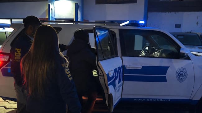 PDI detiene a mujer acusada de drogar a víctimas y robarles