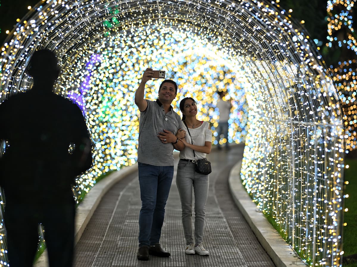 Llega la Navidad a Caracas en pleno octubre: Venezuela comienza celebraciones ante controvertida orden de Nicolás Maduro