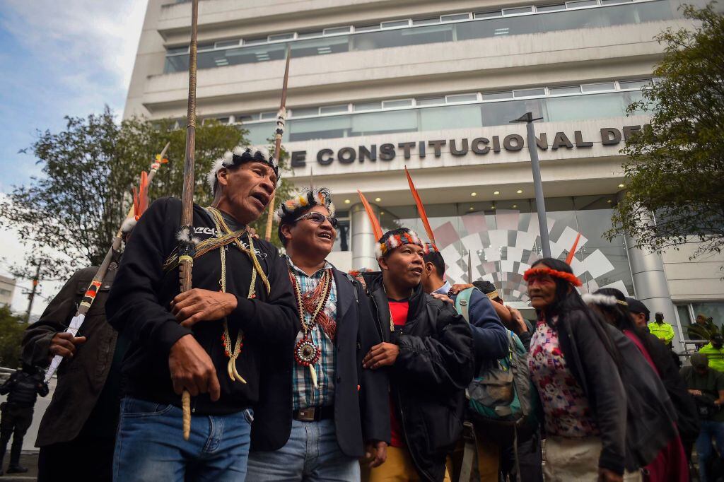 Pueblos originarios llegan a Quito en Ecuador para que se cumplan los fallos