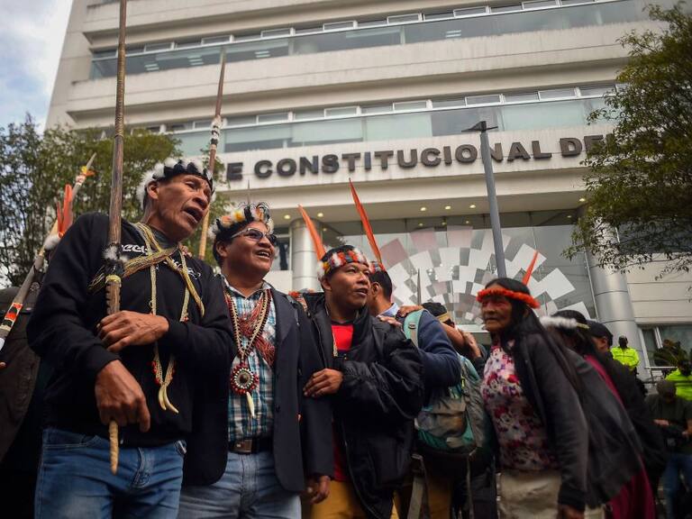 Pueblos originarios llegan a Quito en Ecuador para que se cumplan los fallos