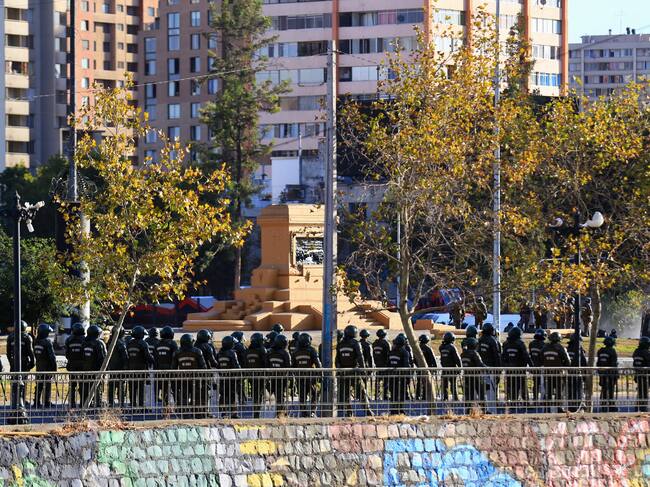 Amplio contingente de Carabineros / Agencia Uno