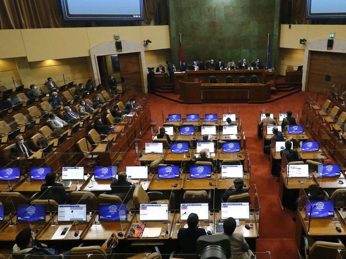 Incremento del sueldo mínimo quedó en $6.000: Cámara aprobó informe de comisión mixta