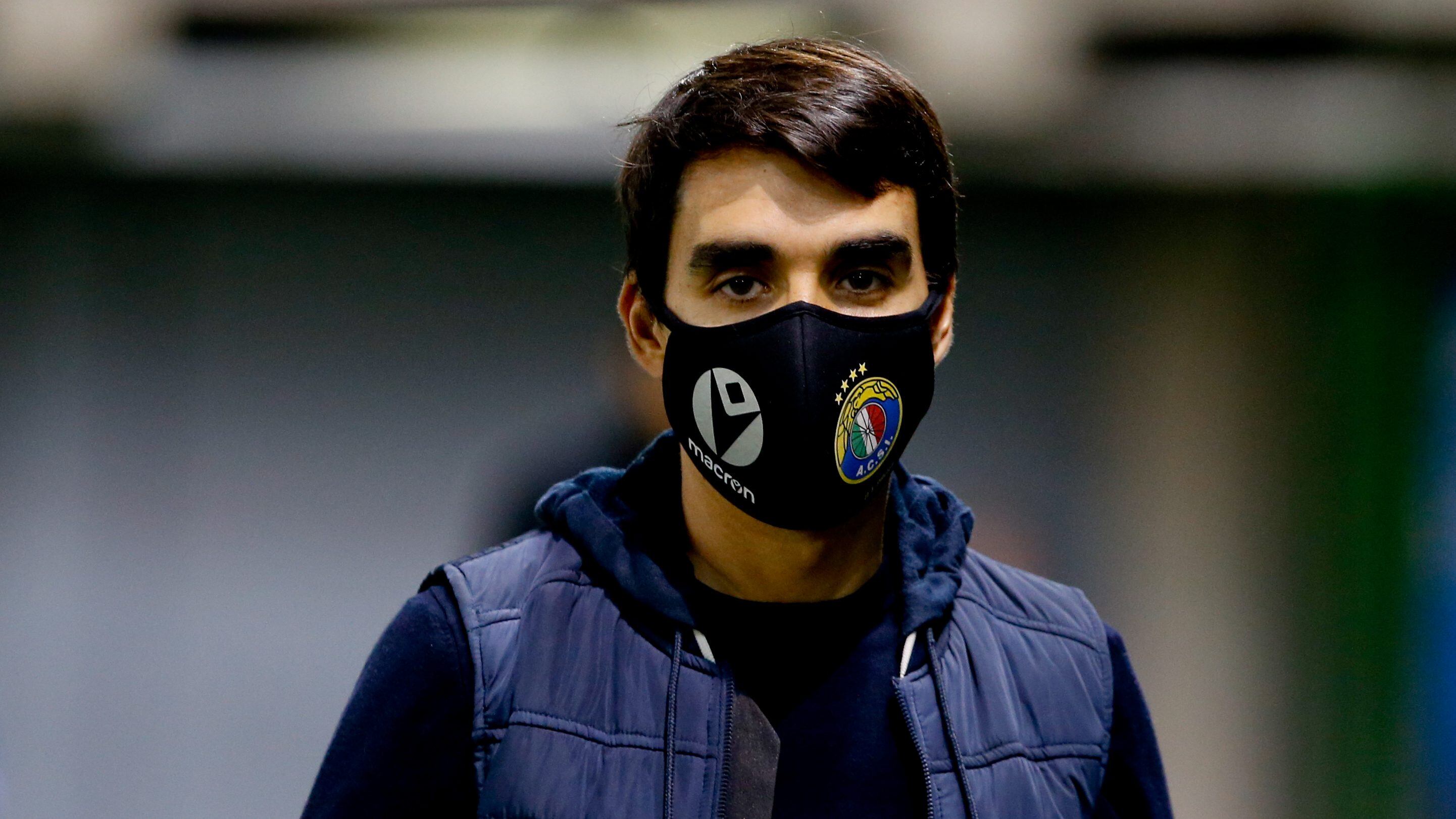 14 de Noviembre del 2020/SANTIAGOEl Director Tecnico de Audax Italiano Francisco Meneghini(c) ,durante el partido valido por la Decimoctava fecha del Campeonato Nacional AFP PlanVital 2020, entre Audax Italiano vs Coquimbo Unido, disputado en el Estadio Municipal de la Florida.
FOTO:FRANCISCO LONGA/AGENCIAUNO