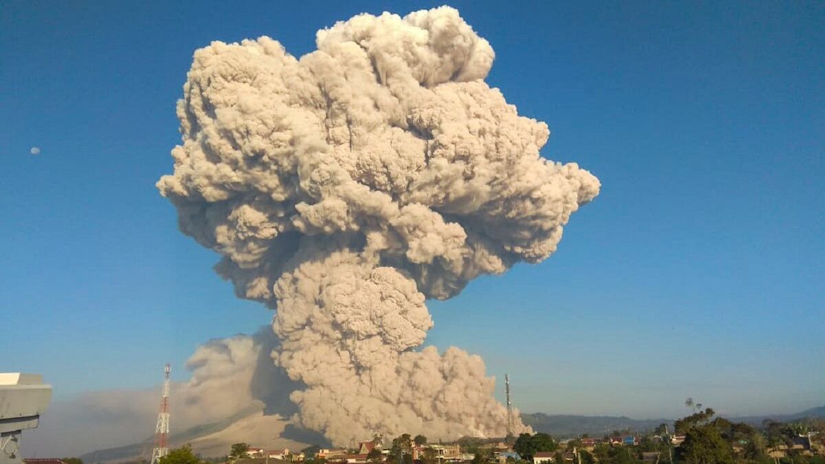 Volcán Semeru de Indonesia