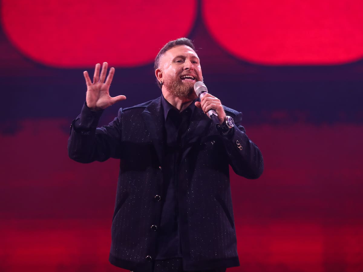“Saquen a George Harris de...”: internautas reaccionan por problemas de iluminación en show de Juan Pablo López