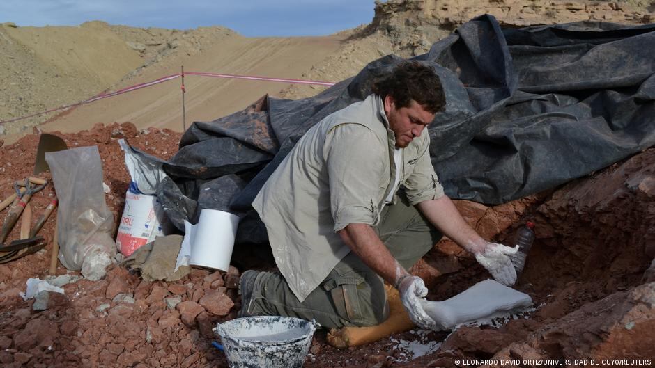 Leonardo Ortiz, jefe de la excavación en Argentina.