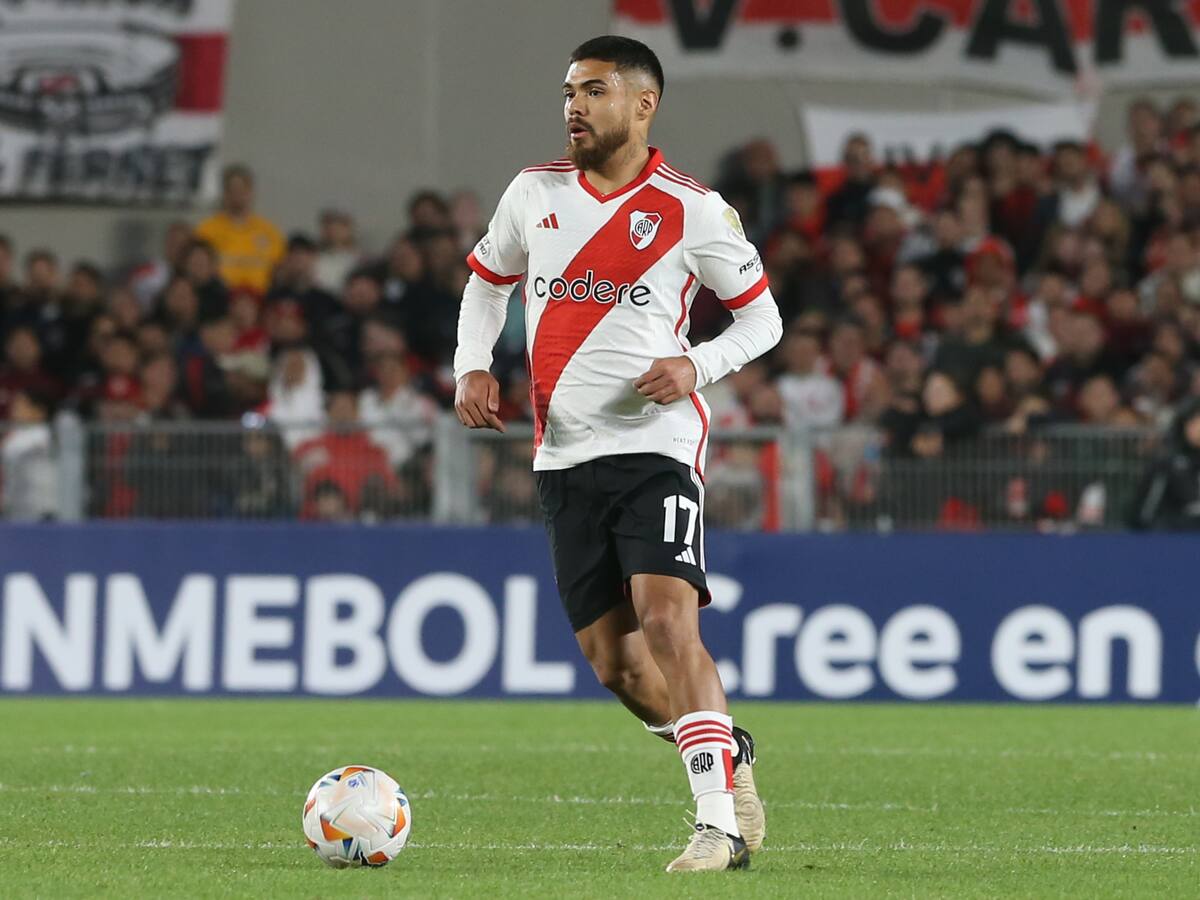 Paulo Díaz se recupera físicamente y sería titular en el clásico ante Boca Juniors