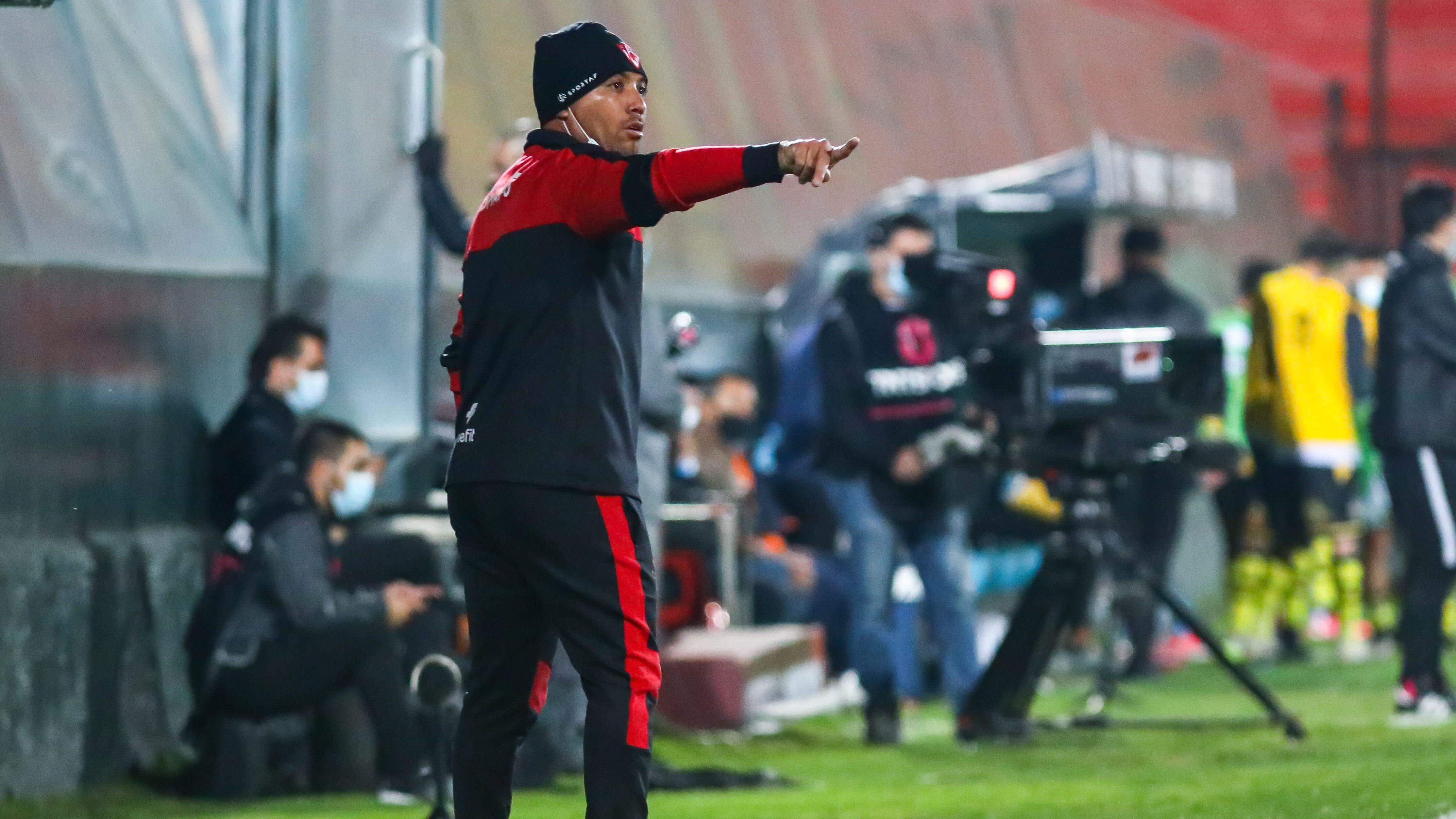 Extécnico de Deportes Copiapó: "A Huachipato le regalaron la promoción"
