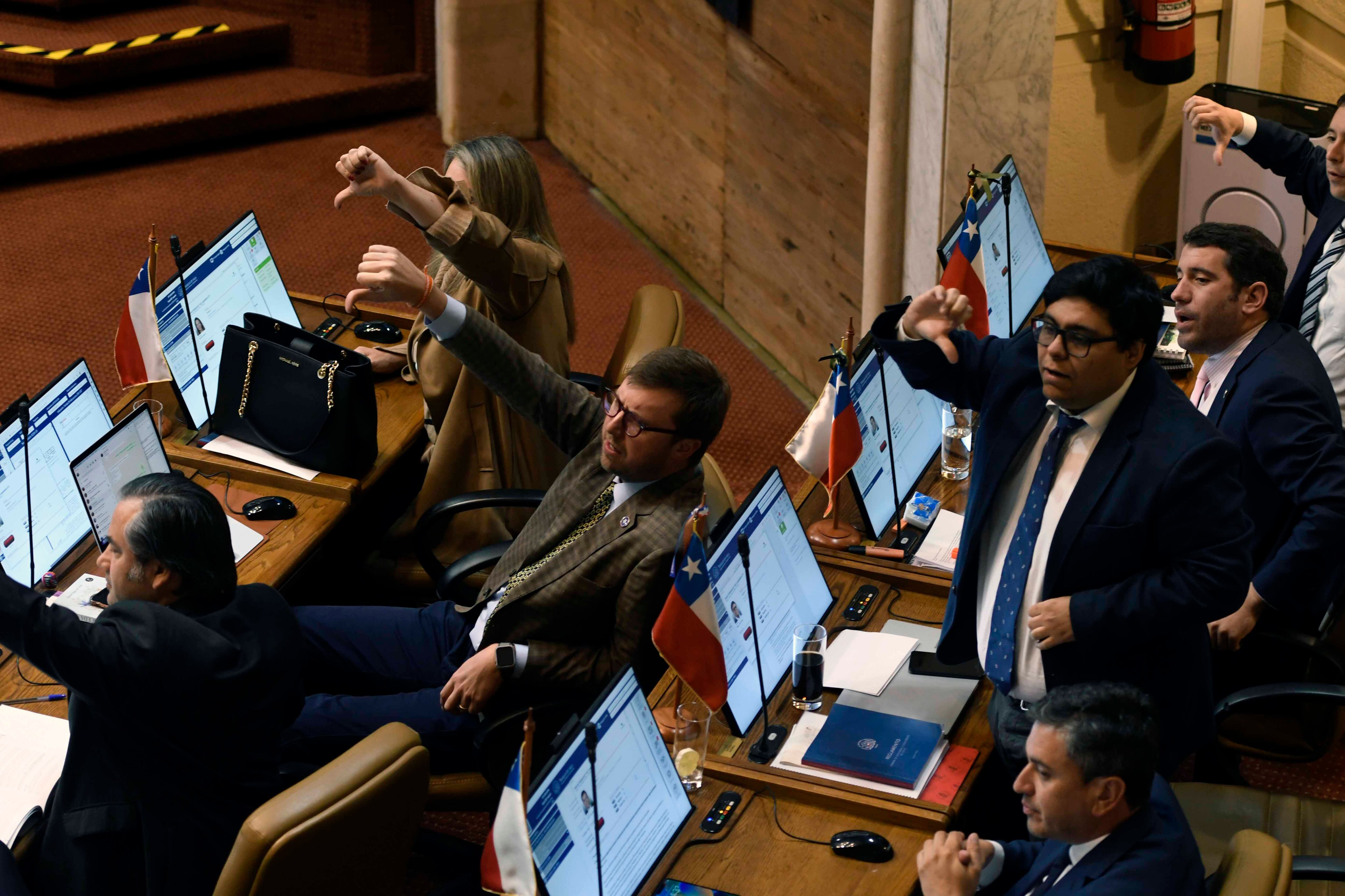 Republicanos se niegan al diálogo por reforma de pensiones y aseguran que "nos vamos a mantener en nuestra posición"