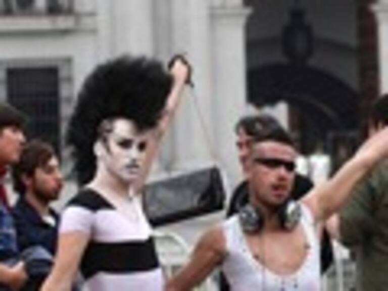 Marcha por la Diversidad se vivió entre lluvia y sol en el centro de Santiago