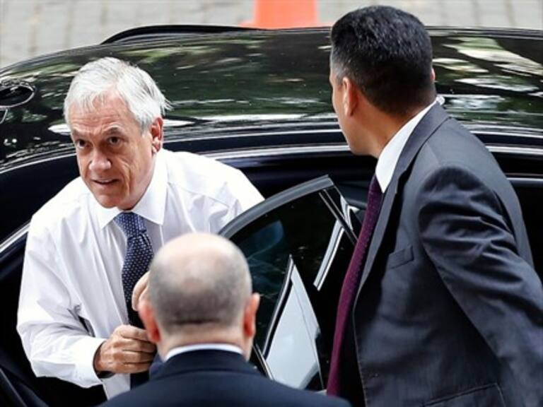 Adimark: Aprobación y rechazo al gobierno de Piñera subieron 5 puntos en abril