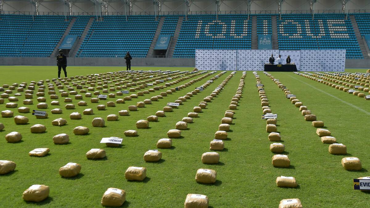 Ofician a municipio de Iquique por exhibir drogas en la cancha del Estadio Tierra de Campeones