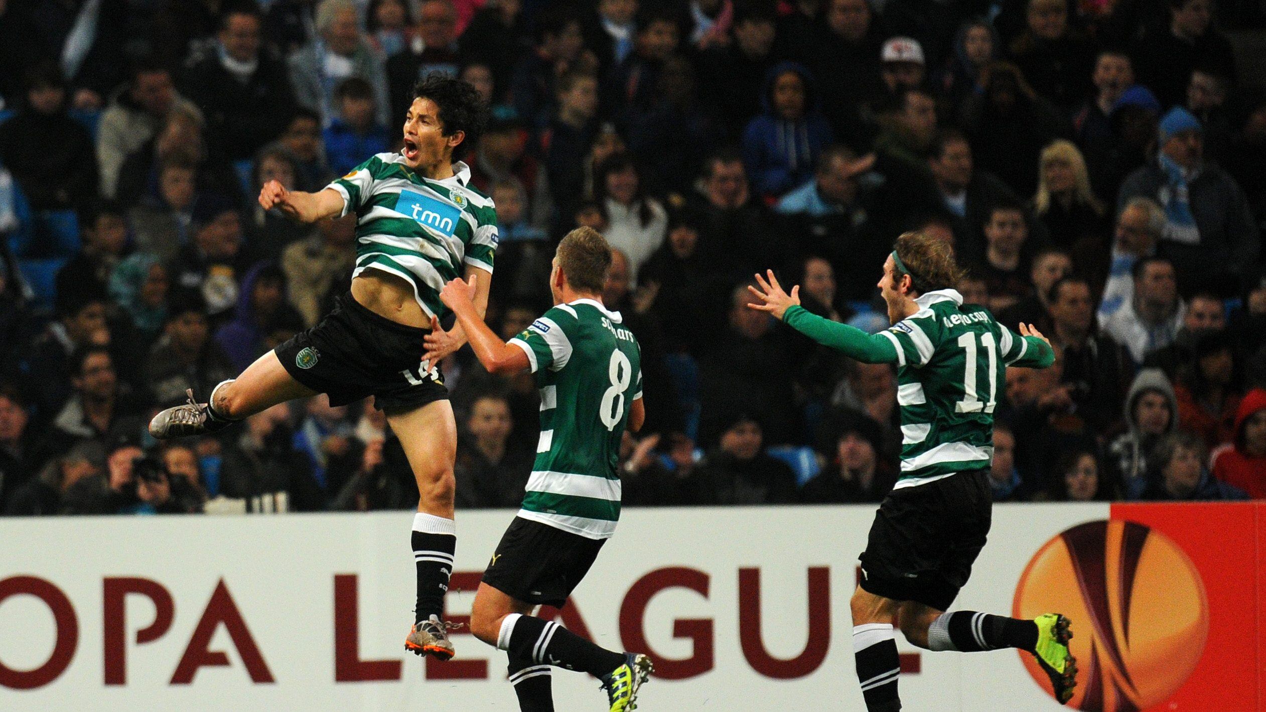 Matias Fernandez of Sporting Clube de Portugal / Sporting Lisbon celebrates after scoring a goal to make it 0-1 (Photo by AMA/Corbis via Getty Images)