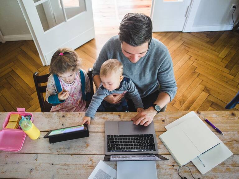 Experto y la incertidumbre profesional: «La gente que se enfoca solo en metas profesionales, deja de lado las personales»