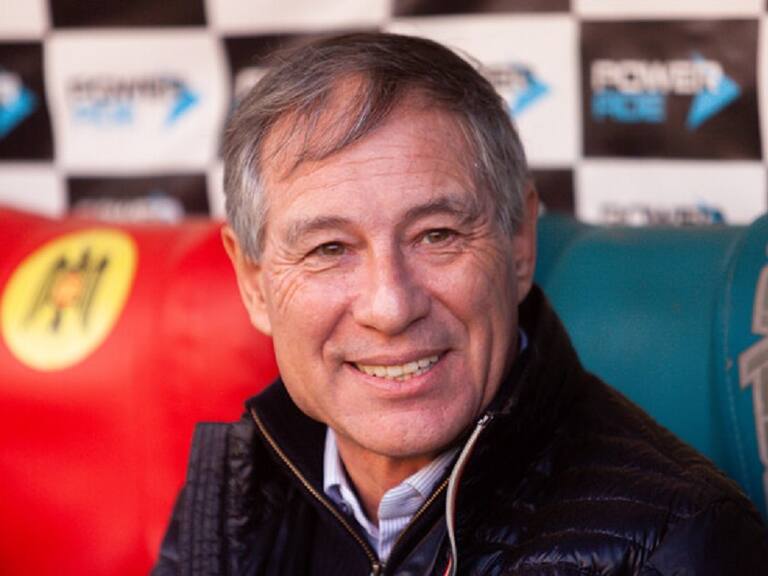 Holan tras el gran triunfo de la UC ante Unión en Santa Laura: «Lo único que me importa es ganar las tres finales que quedan»