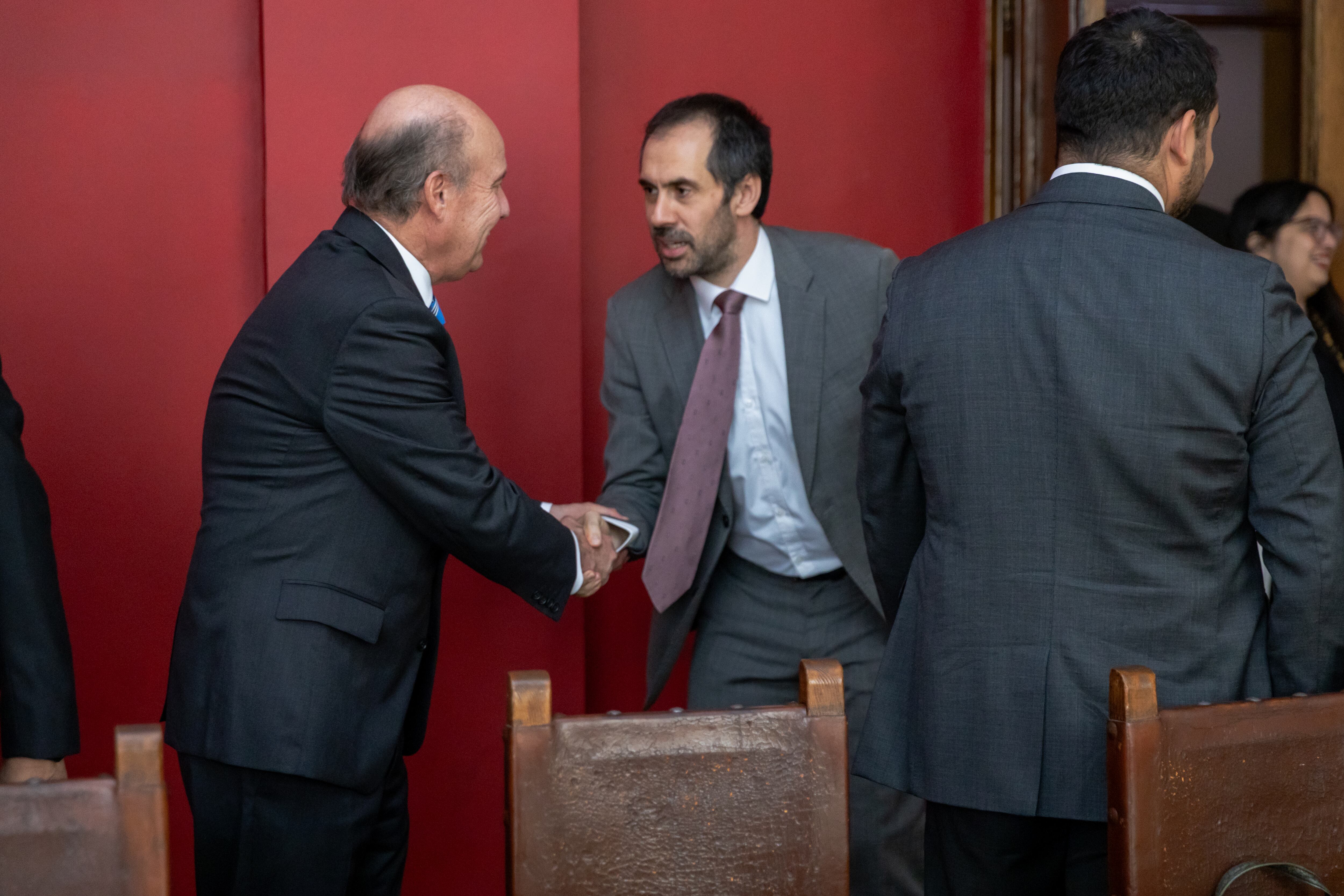 Ministro Grau y Jorge Quiroz sostienen primera reunión