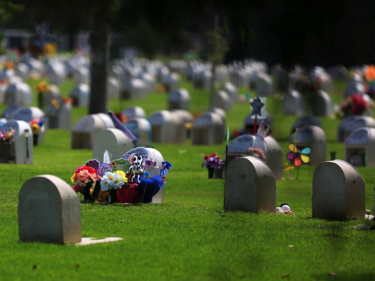 Cementerios estarán cerrados durante este sábado y domingo para visitas y sólo se permitirán funerales y velorios