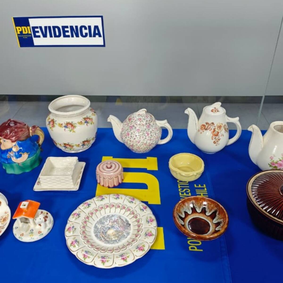 Están protegidas por la ley: PDI recupera 32 piezas de cerámica lotina robadas desde museo en Chiguayante